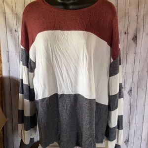 Women’s Maurices 24/7 Long Sleeve Size L